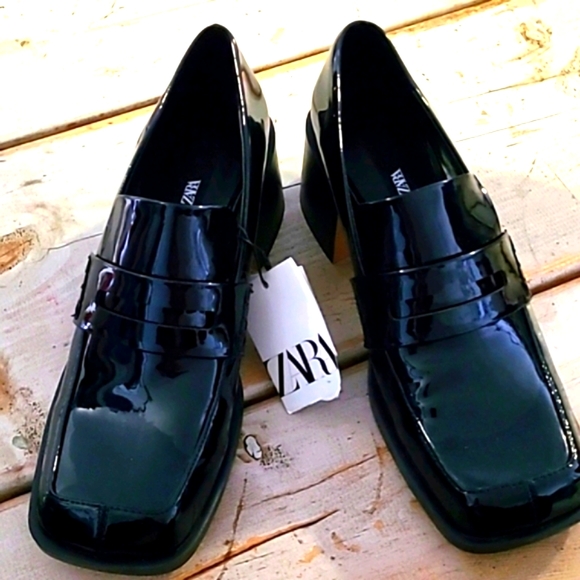 Zara Shoes - 🔥HP🔥Zara Loafers